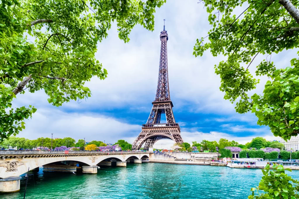 Eiffel Tower in Paris – most visited countries in the world